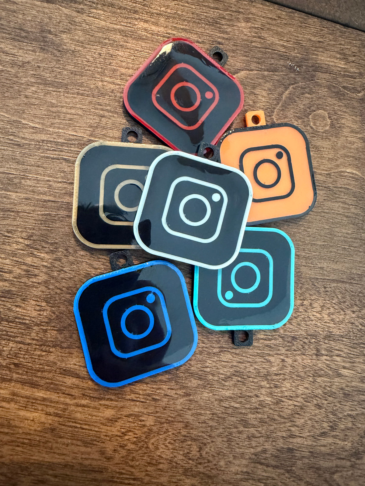 Custom Socials Tag
